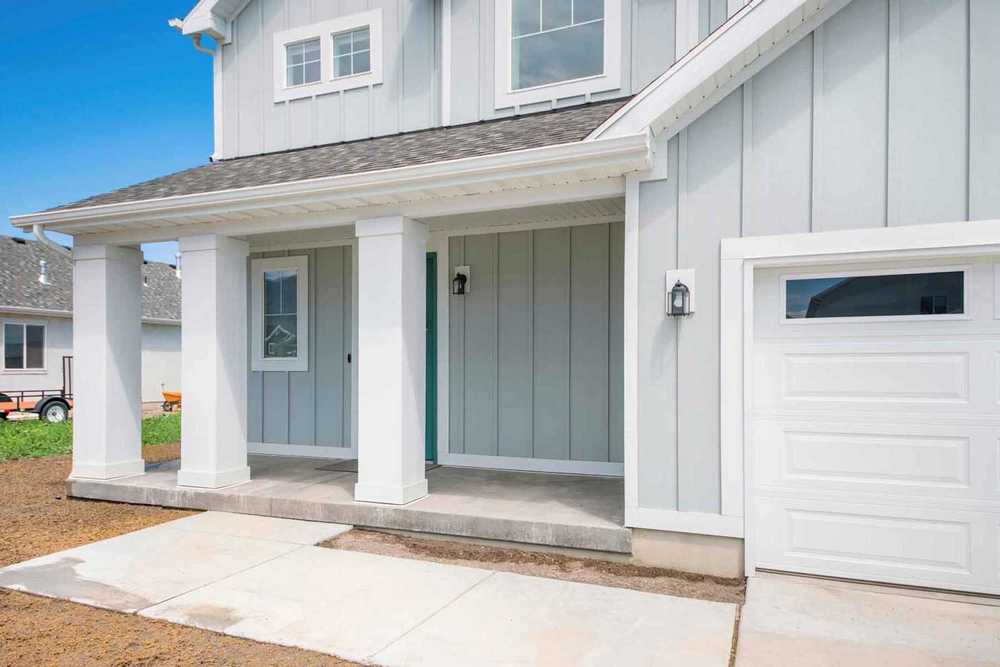 vinyl board and batten siding