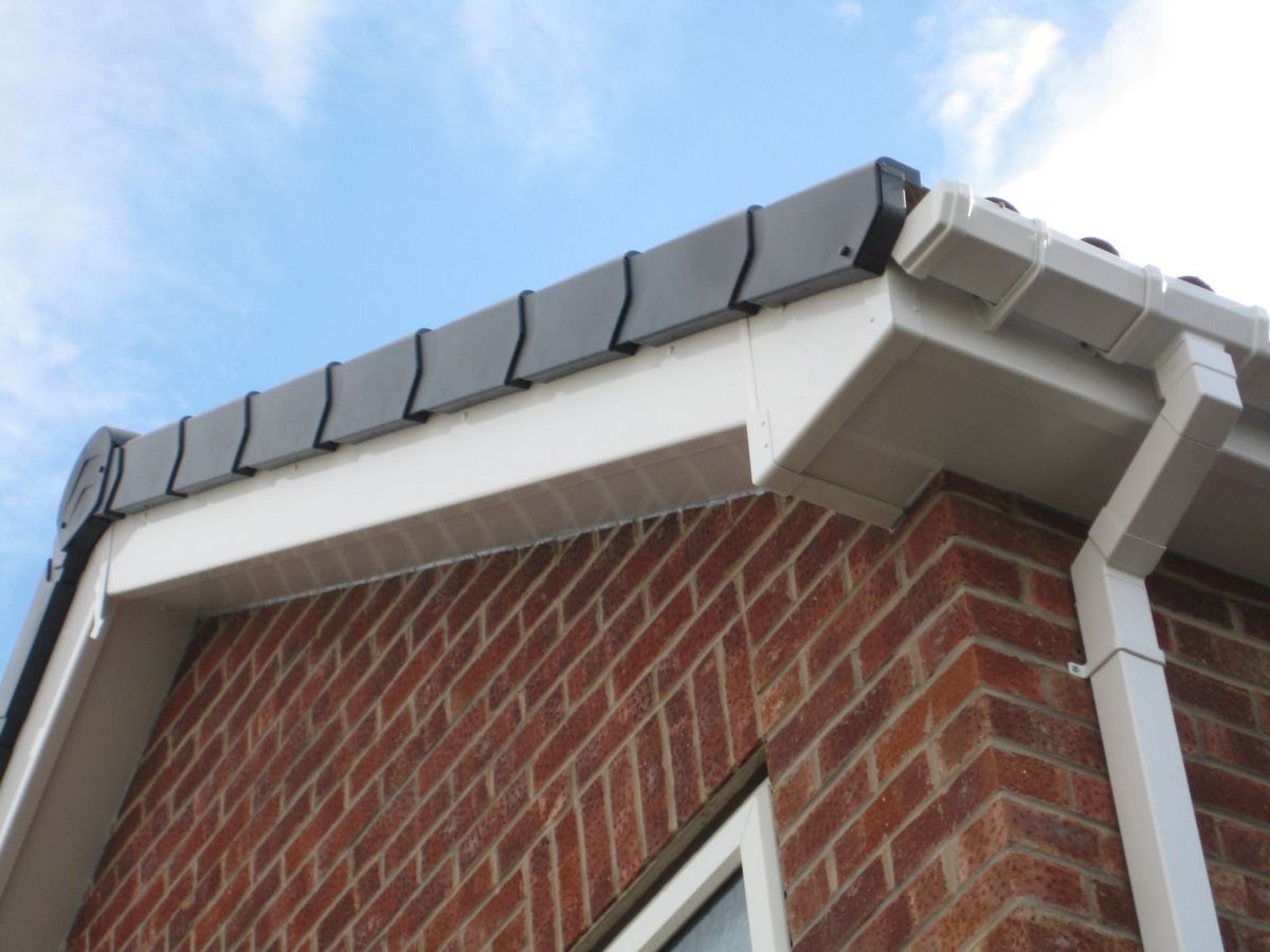 fascia vs soffit